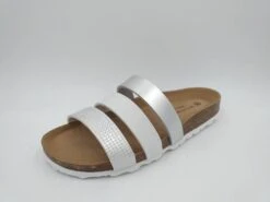 Esittelyssä olevat tuotteet 15 Naisten Sandaalit RE:DESIGNED Valkoinen