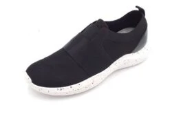 Naisten Tennarit Clarks Musta